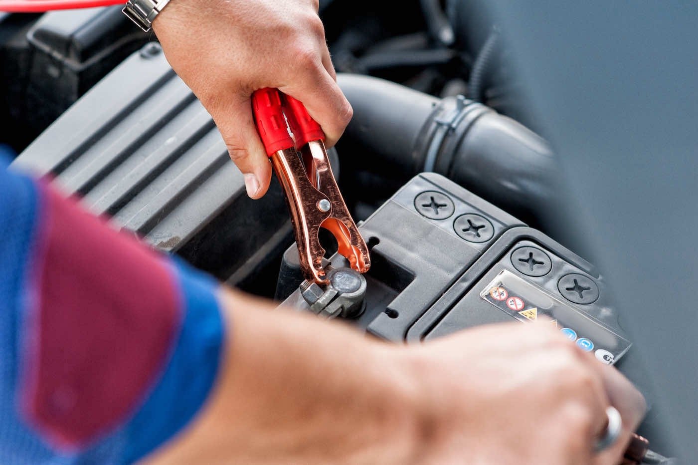 edmonton-Towing-battery-boost-image-1