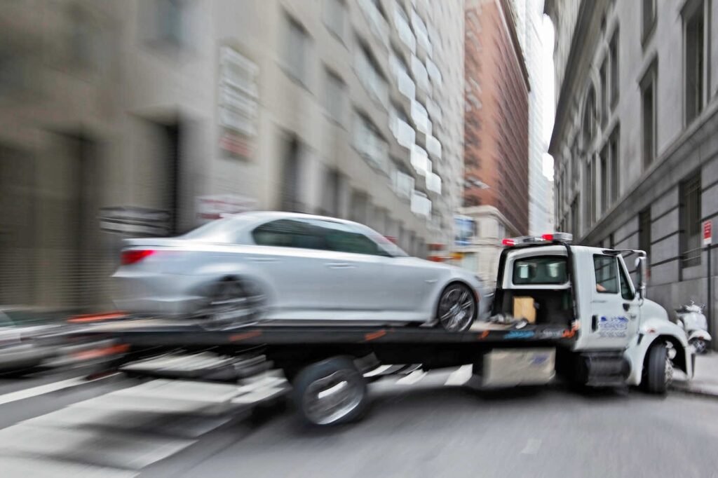 edmonton-Towing-flatbed-city-towing--1024x682