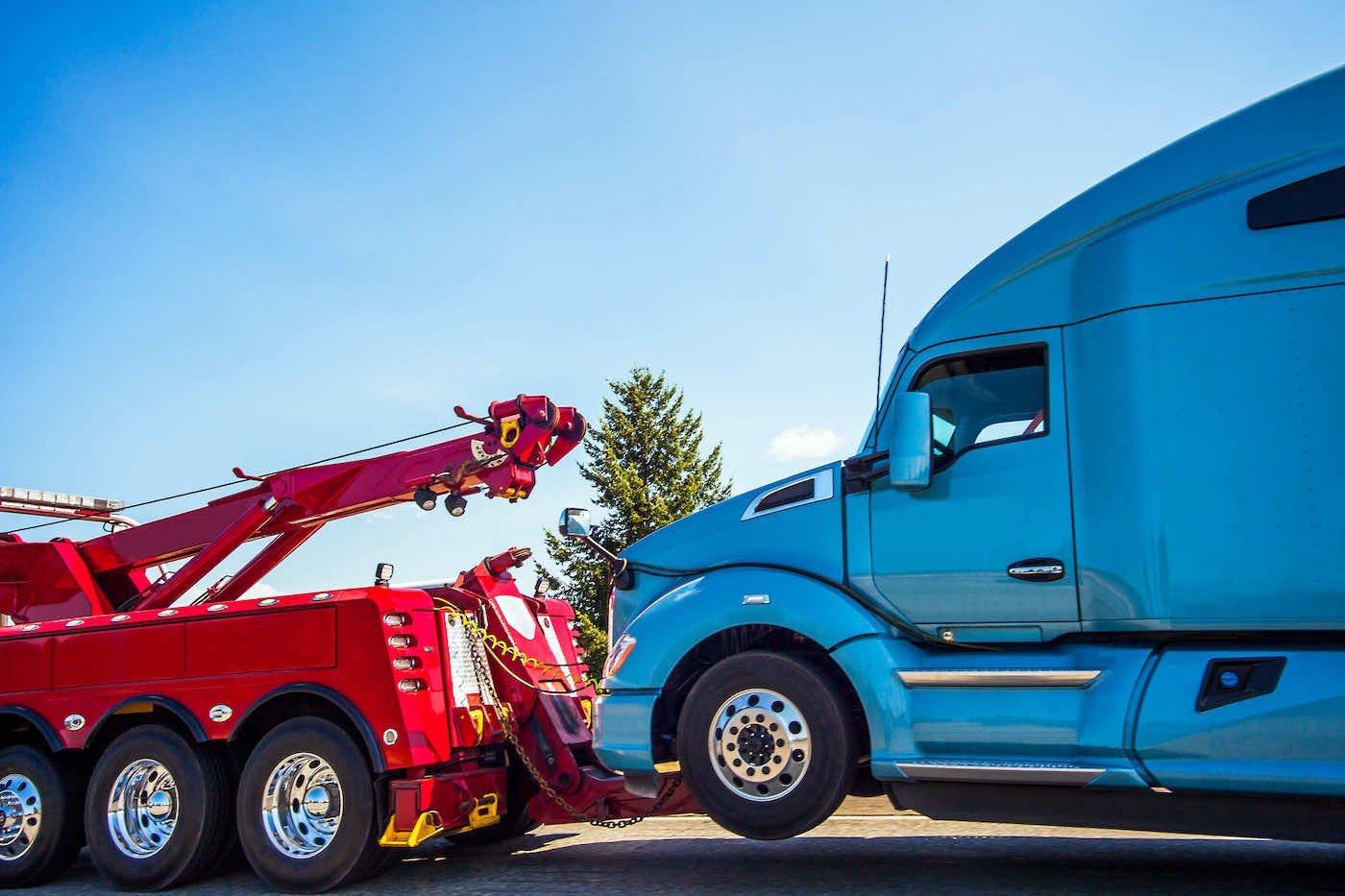edmonton-Towing-heavy-tow-truck-