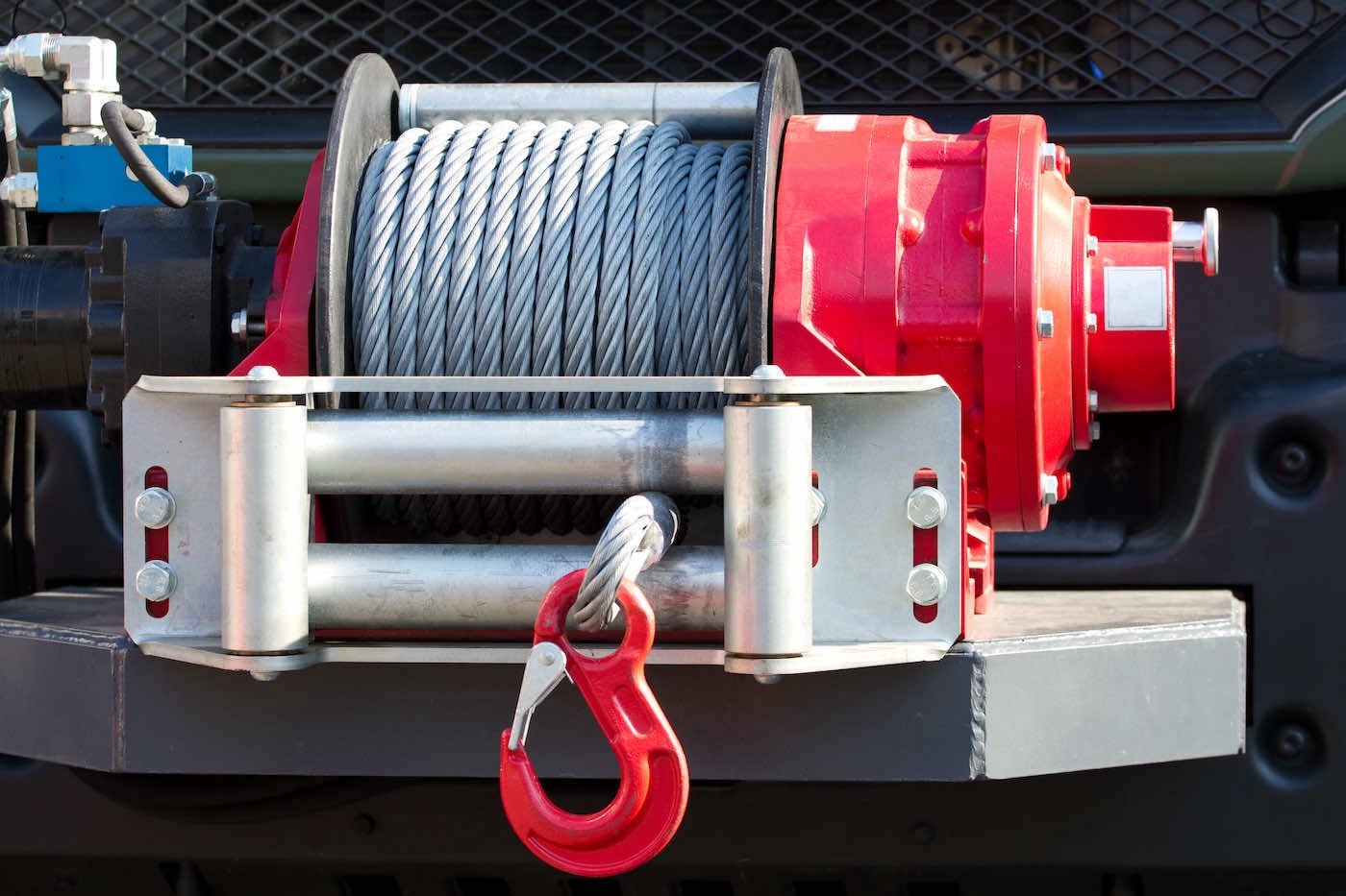 edmonton-Towing-heavy-winching