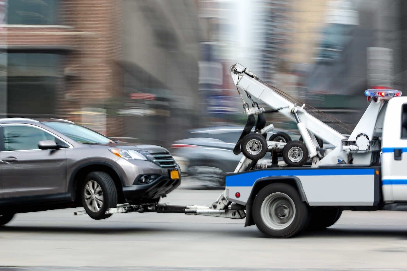 edmonton-towing-wheel-lift-tow-truck-iamge